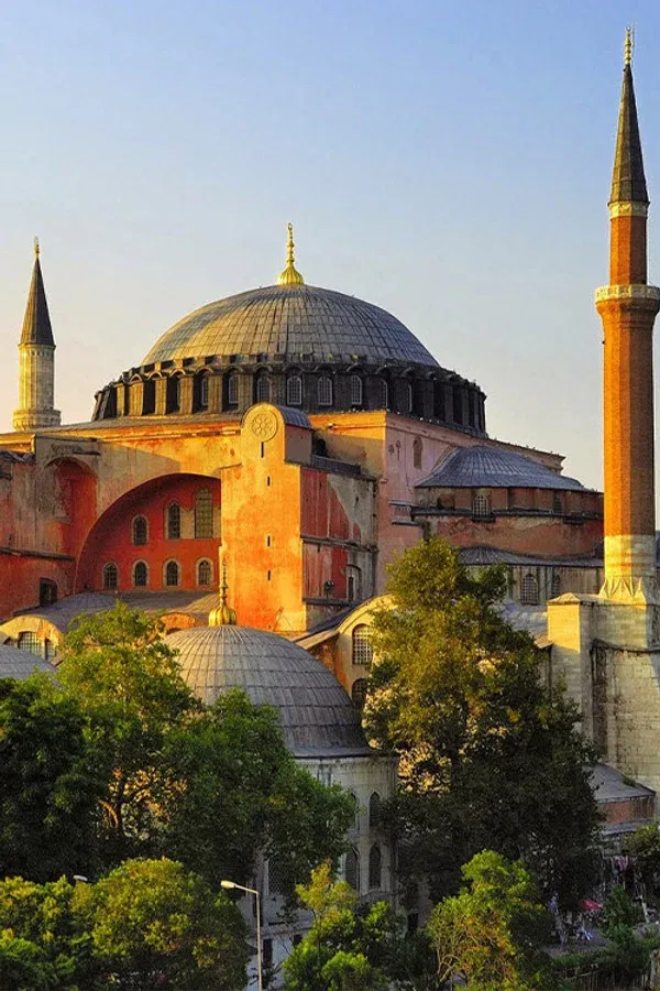 Gizemli Tarih: Ayasofya (2020)
